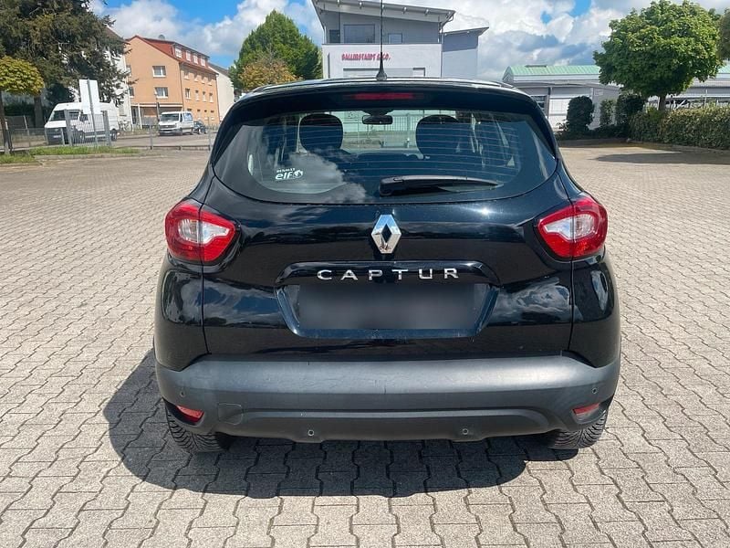 Gebraucht Renault Captur 90 PS (66 kW) 2016 Schwarz SUV