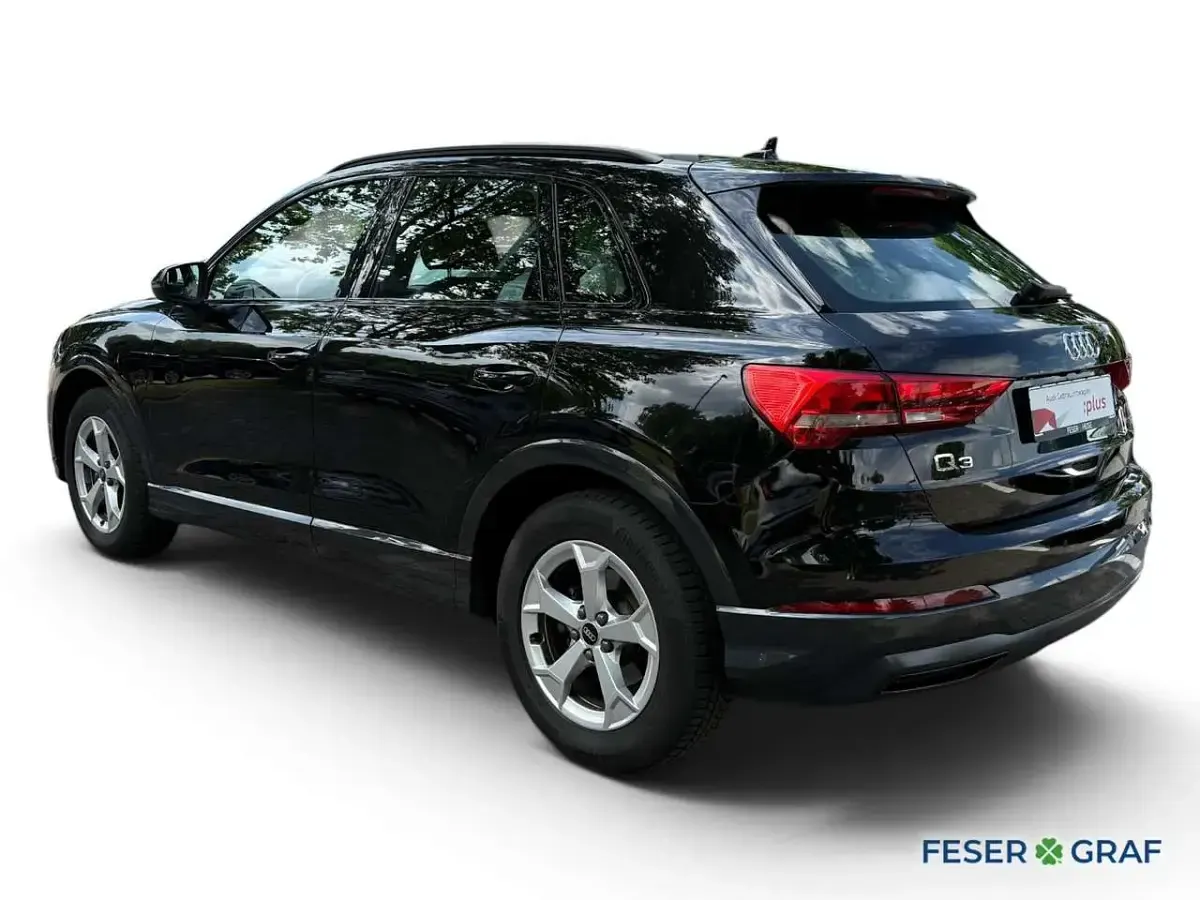 Gebraucht Audi Q3 Advanced Plus 150 PS (110 kW) 2022 Schwarz SUV