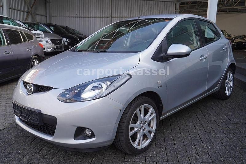 Gebraucht Mazda 2 103 PS (75 kW) 2009 Silber Kleinwagen