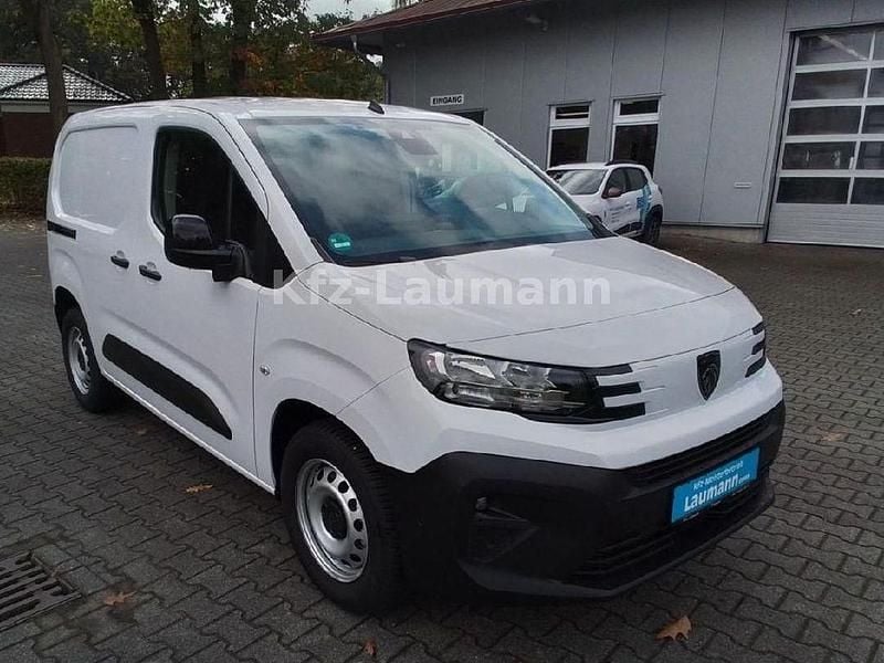 Gebraucht Peugeot Partner 102 PS (75 kW) 2025 Weiß Van / Kleinbus