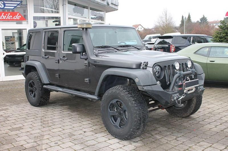 Gebraucht Jeep Wrangler Unlimited Rubicon 200 PS (147 kW) 2017 Grau SUV