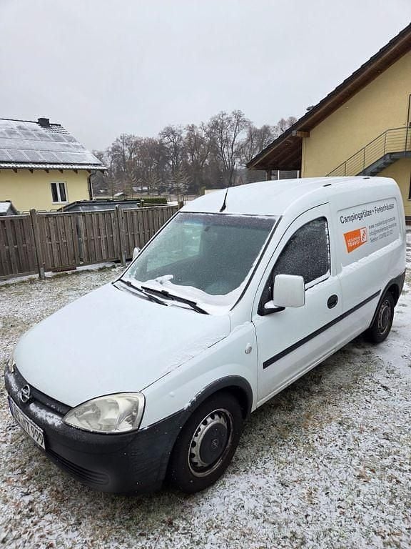 Gebraucht Opel Combo 75 PS (55 kW) 2010 Weiß Van / Kleinbus