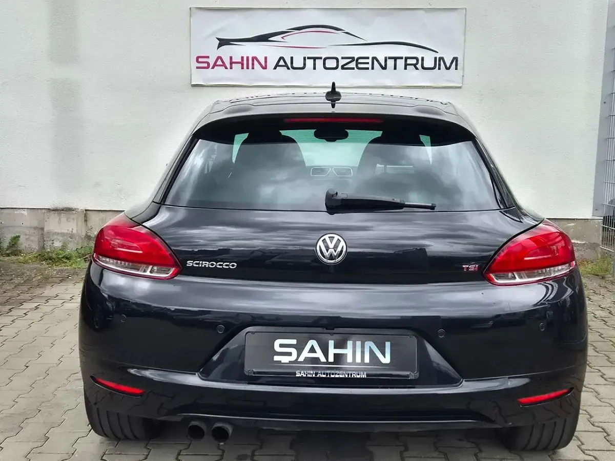 Gebraucht VW Scirocco 160 PS (117 kW) 2011 Deep black perleffekt Coupé
