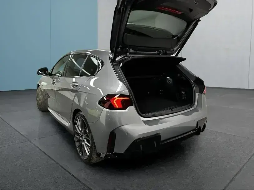 Gebraucht BMW 123 M Sport 218 PS (160 kW) 2025 Grau Kleinwagen