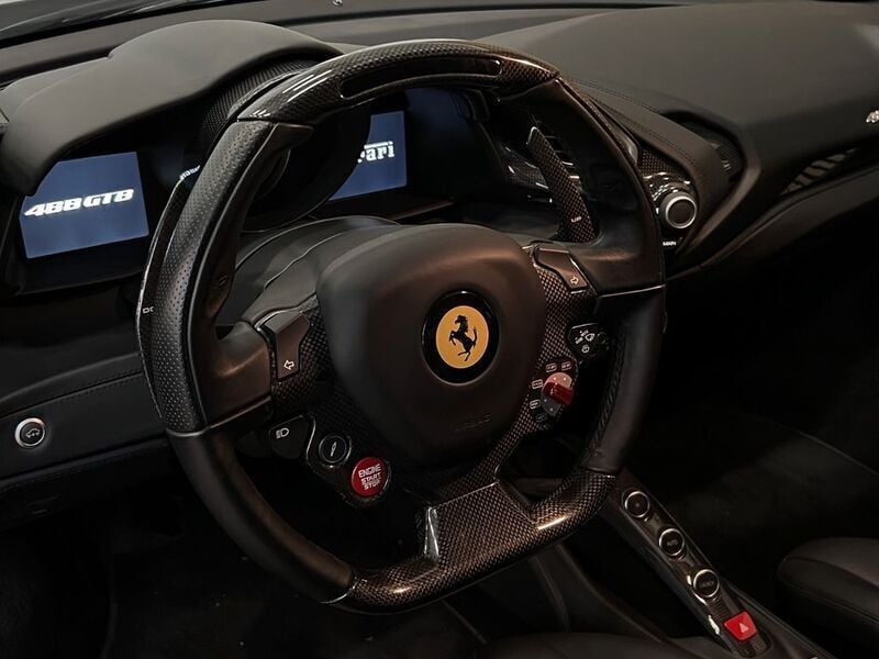 Gebraucht Ferrari 488 669 PS (492 kW) 2017 Grau Coupé