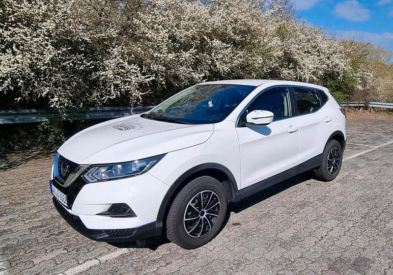 Weiß Gebraucht 2019 Nissan Qashqai Visia SUV | 13.500 € (Superpreis) - Bild 1/4