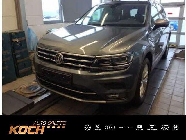 Grau Gebraucht 2020 VW Tiguan Allspace Highline SUV | 28.930 € (Guter Preis) - Bild 1/4
