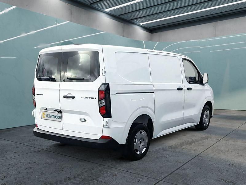 Gebraucht Ford Transit Custom 136 PS (100 kW) 2024 Weiß Limousine
