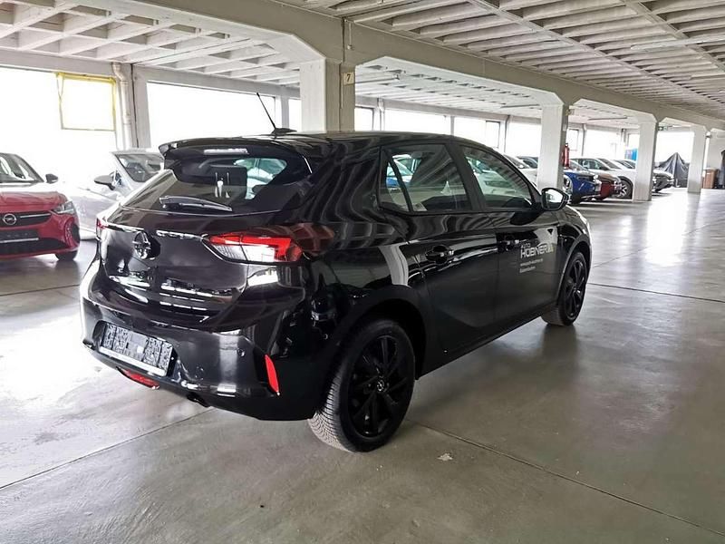 Neu Opel Corsa 136 PS (100 kW) 2025 Lackierung schwarz perla nera/ Kleinwagen