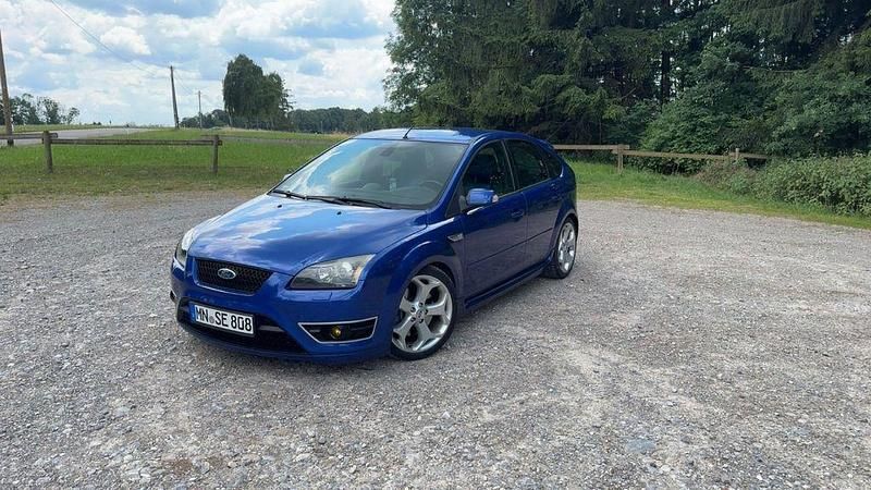 Gebraucht Ford Focus ST 226 PS (166 kW) 2006 Blau Limousine
