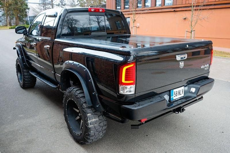 Second-hand Dodge Ram 349 CP (256 kW) 2005 Negru Pickup