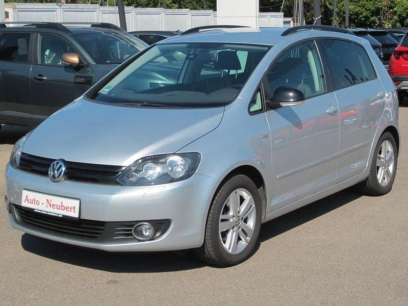 Gebraucht VW Golf VII Match 122 PS (89 kW) 2013 Reflexsilber (metallic) Limousine