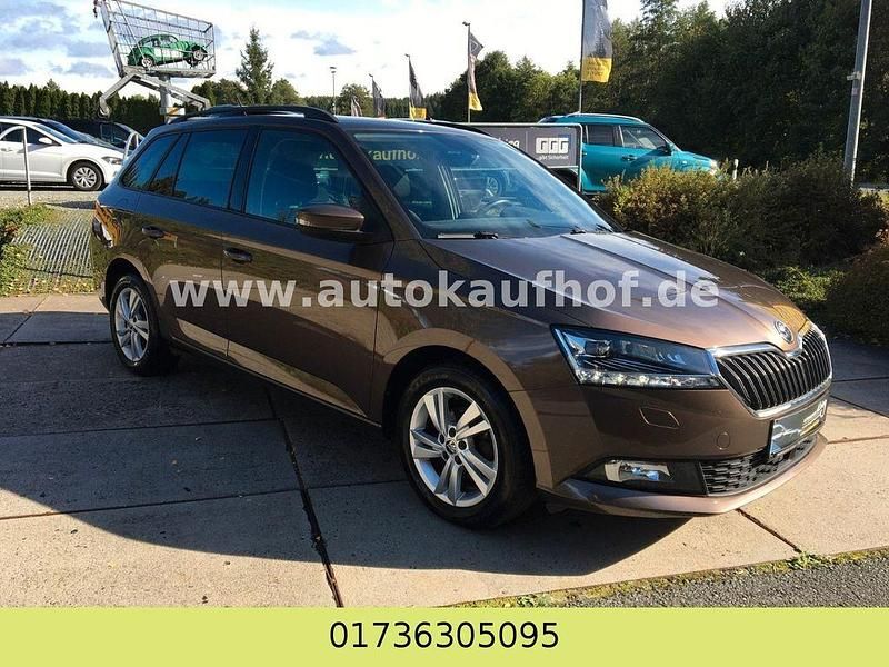Braun Gebraucht 2018 Skoda Fabia Style Kleinwagen | 9.490 € (Fairer Preis) - Bild 1/4