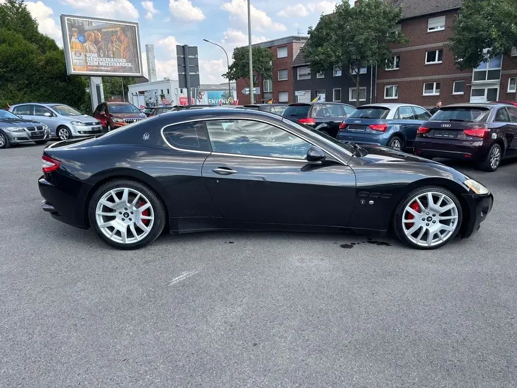 Gebraucht Maserati Granturismo 405 PS (297 kW) 2008 Schwarz Coupé