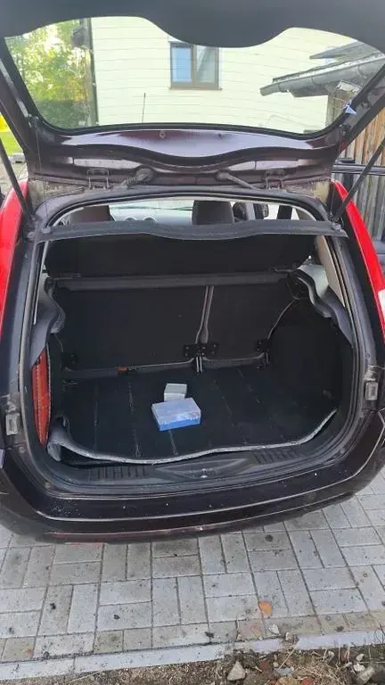 Gebraucht Ford Fusion 101 PS (74 kW) 2010 Kleinwagen