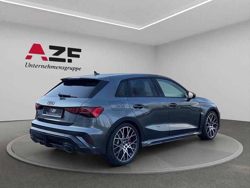 Gebraucht Audi RS3 Sportback Ambiente 400 PS (294 kW) 2025 Daytonagrau perleffekt Kleinwagen