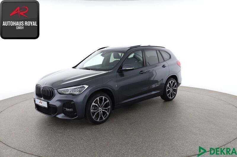 Grau (metallic) Gebraucht 2021 BMW X1 Sport Line SUV | 33.780 € (Etwas zu teuer) - Bild 1/4