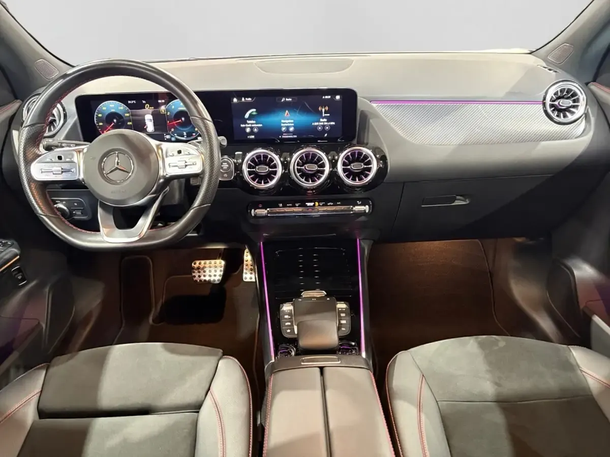 Gebraucht Mercedes GLA200 AMG 120 PS (88 kW) 2023 Szary SUV