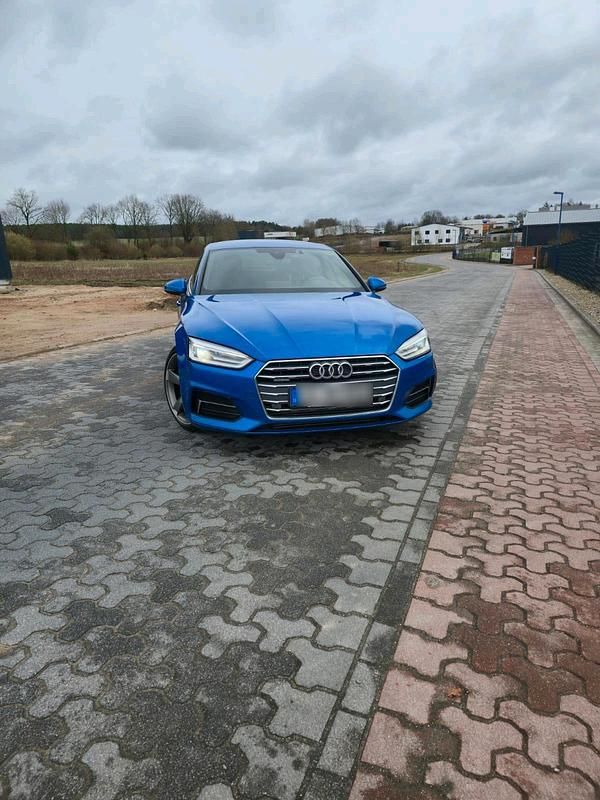 Gebraucht Audi A5 231 PS (169 kW) 2019 Blau Coupé