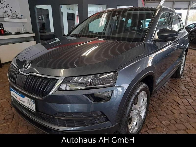 Grau Gebraucht 2019 Skoda Karoq Style SUV | 23.550 € (Fairer Preis) - Bild 1/4