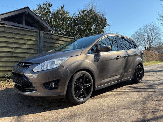 Braun Gebraucht 2013 Ford Grand C-Max Titanium Van / Kleinbus | 8.850 € (Teuer) - Bild 1/4