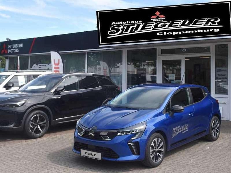 Neu Mitsubishi Colt Plus 67 PS (49 kW) 2025 Royalblau Limousine