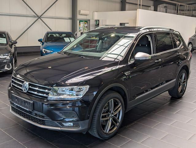 Schwarz Gebraucht 2019 VW Tiguan Allspace Comfortline SUV | 22.900 € (Fairer Preis) - Bild 1/4
