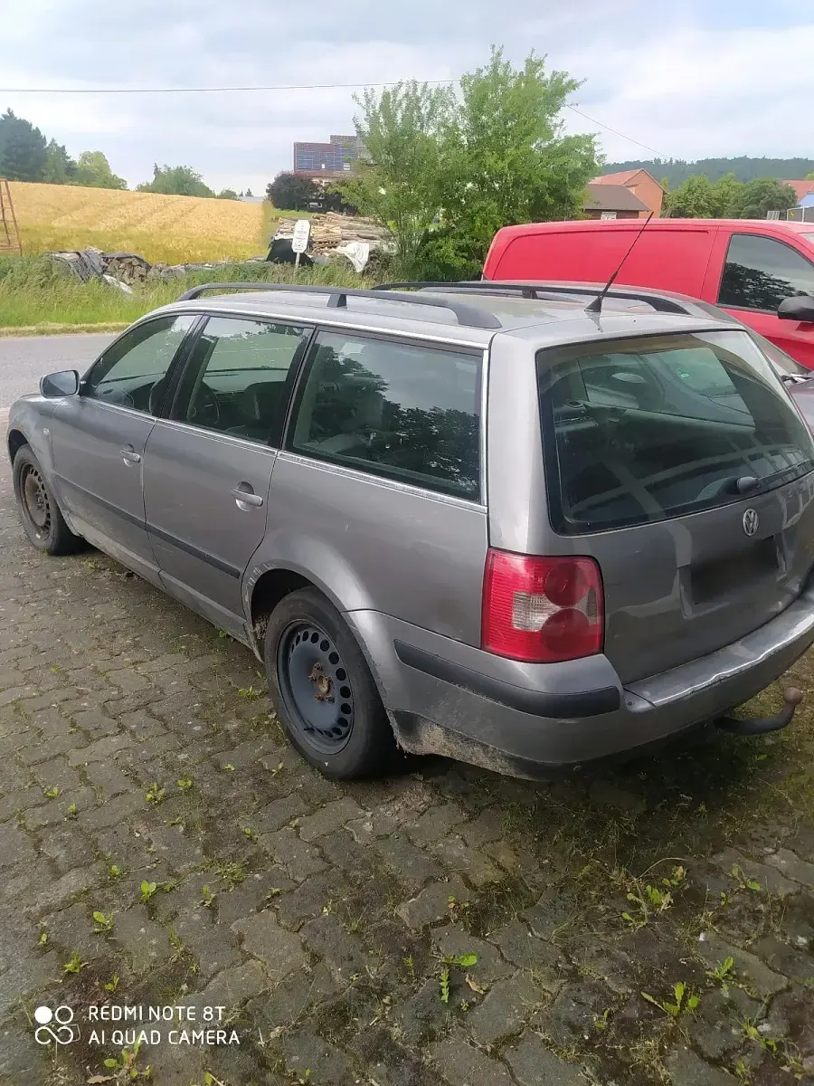 Gebraucht VW Passat 130 PS (95 kW) 2003 Silber Kombi