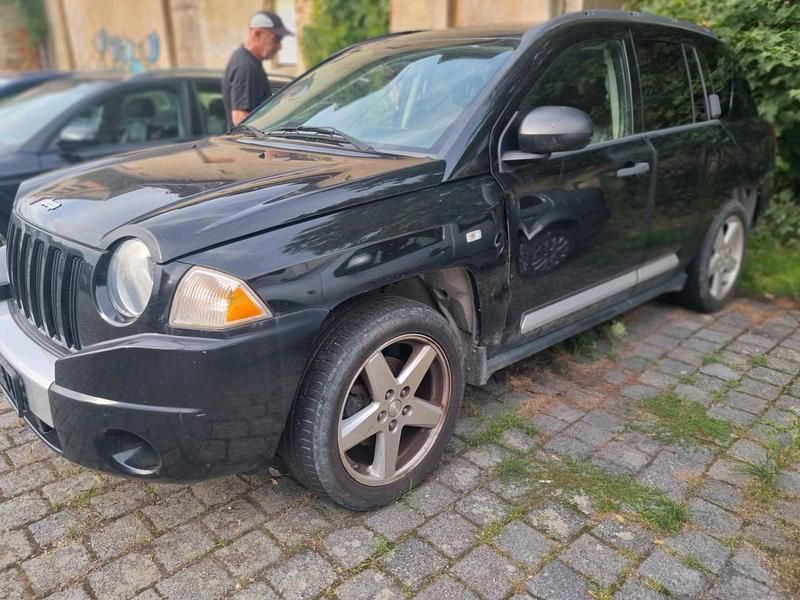 Schwarz Gebraucht 2006 Jeep Compass SUV | 1.700 € - Bild 1/4