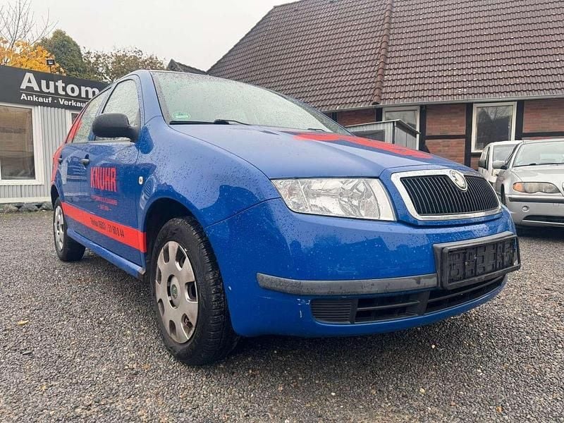 Blau Gebraucht 2004 Skoda Fabia Ambiente Limousine | 279 € (Superpreis) - Bild 1/4