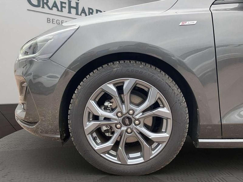 Second-hand Ford Focus ST-Line X 155 CP (114 kW) 2024 Gri Berlinǎ