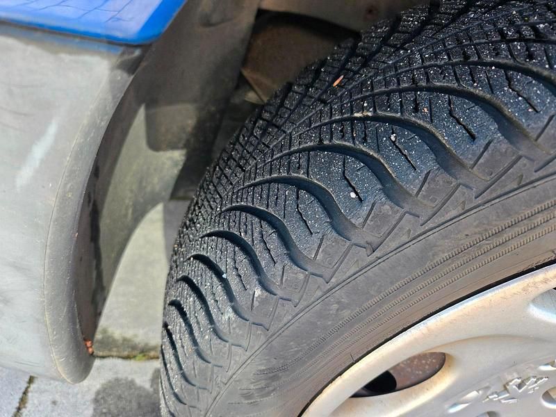 Gebraucht Peugeot 206 60 PS (44 kW) 2002 Blau Kleinwagen