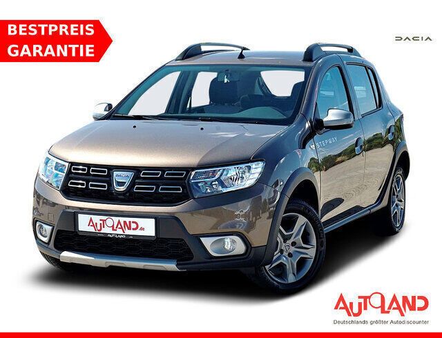 Braun Gebraucht 2020 Dacia Sandero Stepway Kleinwagen | 12.990 € (Teuer) - Bild 1/4