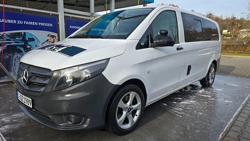 Weiß Gebraucht 2016 Mercedes Vito Van | 19.500 € - Bild 1/4