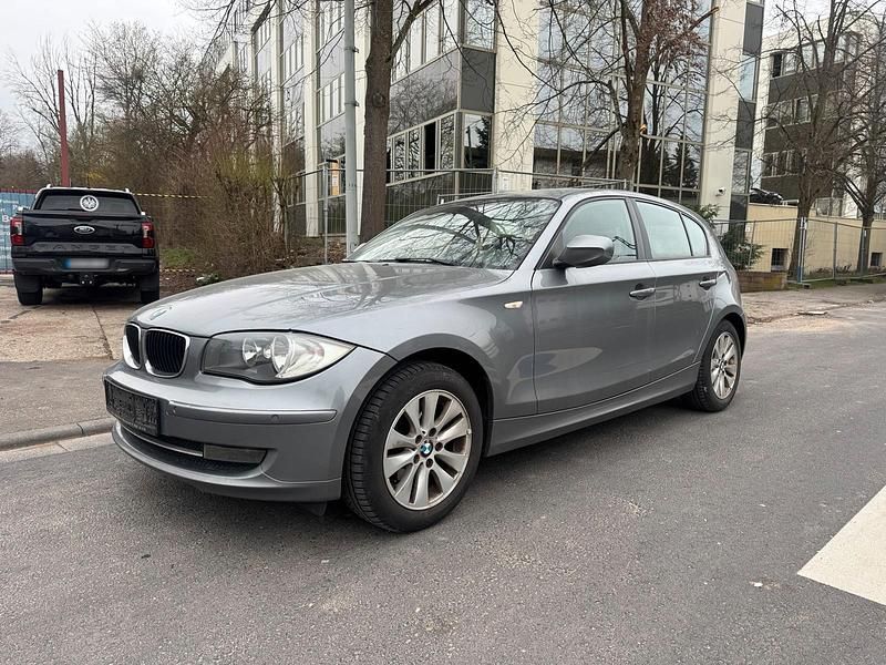 Gebraucht BMW 118 143 PS (105 kW) 2010 Grau Kleinwagen