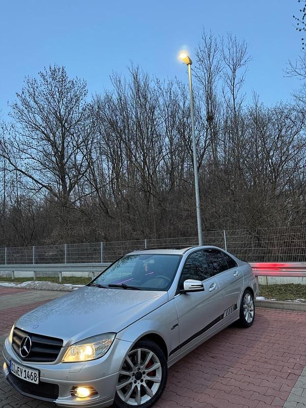Gebraucht Mercedes C320 224 PS (164 kW) 2007 Grau Limousine