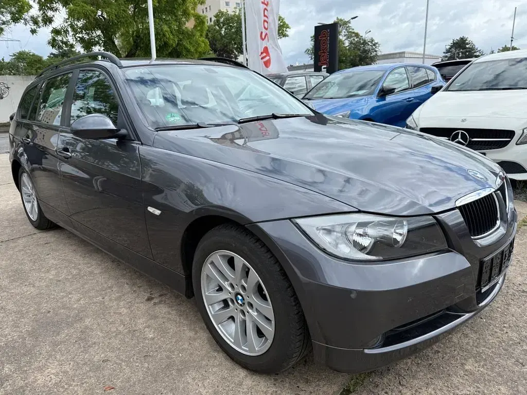 Gebraucht BMW 318 129 PS (94 kW) 2006 Grau Kombi