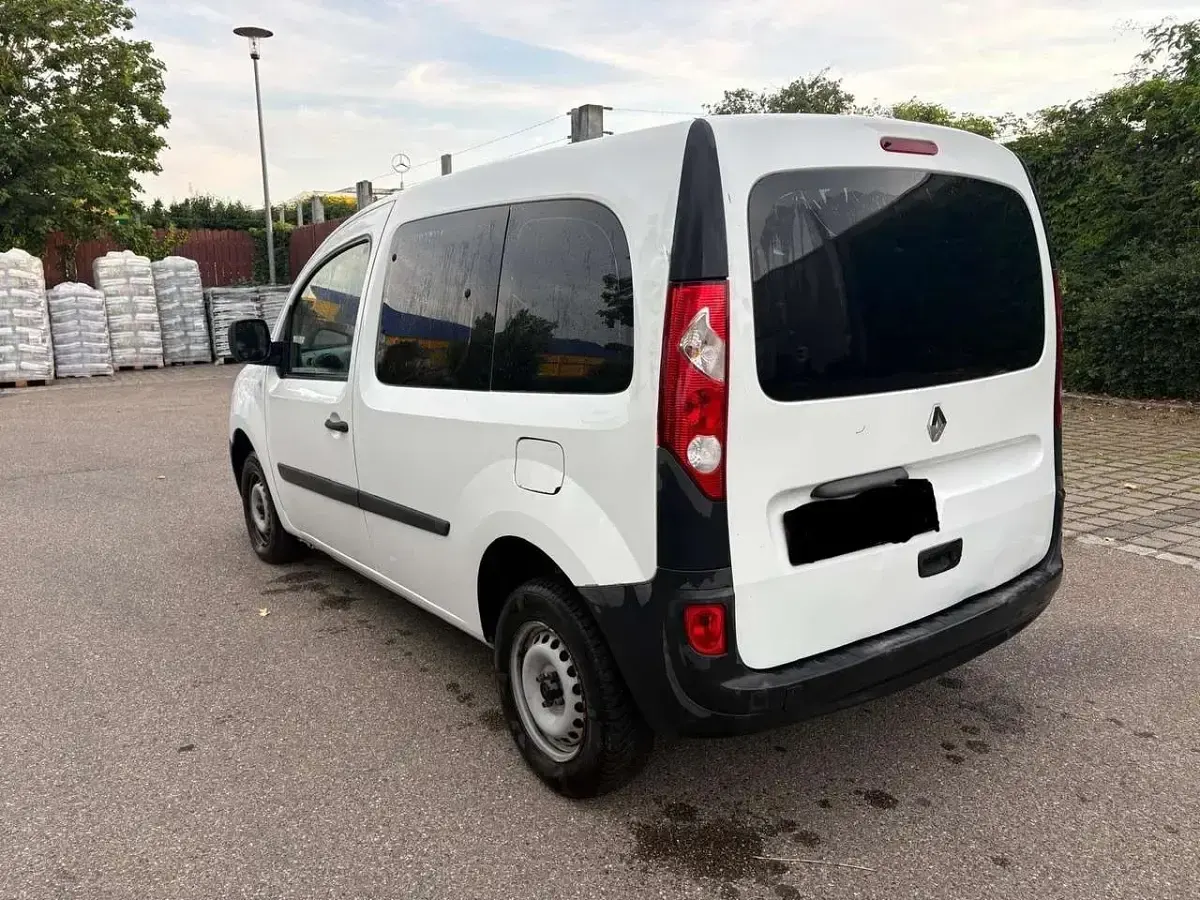 Gebraucht Renault Kangoo Authentique 87 PS (63 kW) 2010 Kombi