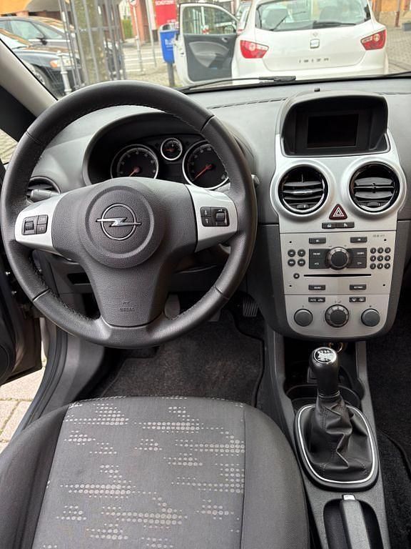 Gebraucht Opel Corsa Selection 87 PS (63 kW) 2011 Braun Kleinwagen