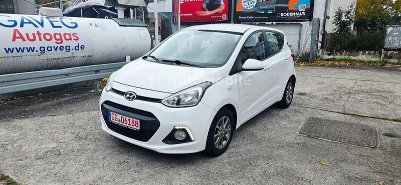 Weiß Gebraucht 2014 Hyundai i10 Intro Edition Kleinwagen | 5.500 € (Fairer Preis) - Bild 1/4