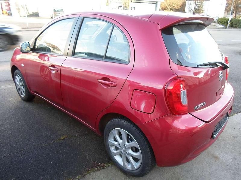 Gebraucht Nissan Micra Acenta 80 PS (58 kW) 2016 Rot Kleinwagen