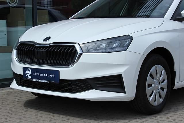 Gebraucht Skoda Fabia Active 65 PS (47 kW) 2022 Candyweiß Limousine