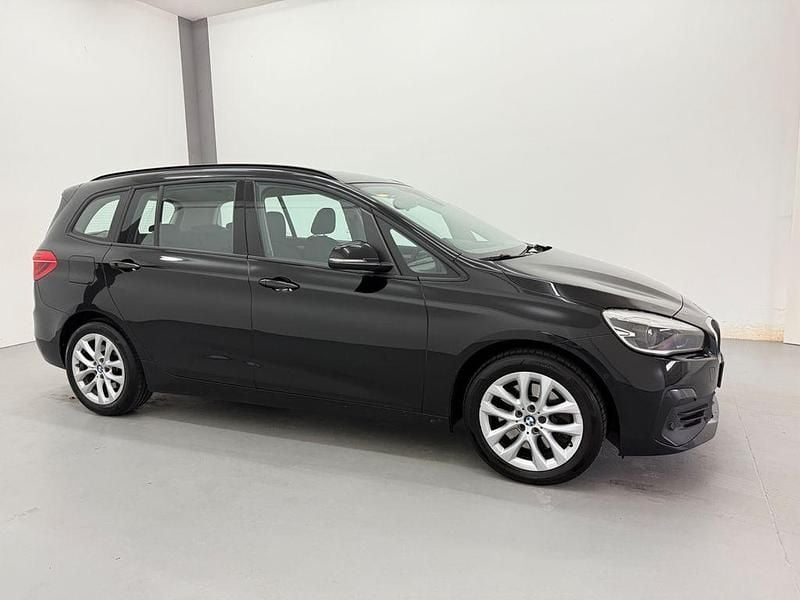 Schwarz Gebraucht 2021 BMW 220 Gran Tourer Advantage Van / Kleinbus | 14.950 € (Superpreis) - Bild 1/4