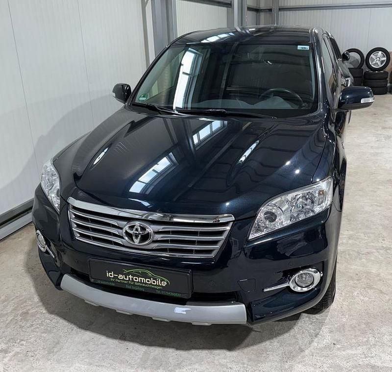 Dark steel Gebraucht 2012 Toyota RAV4 Travel SUV | 15.399 € (Fairer Preis) - Bild 1/4