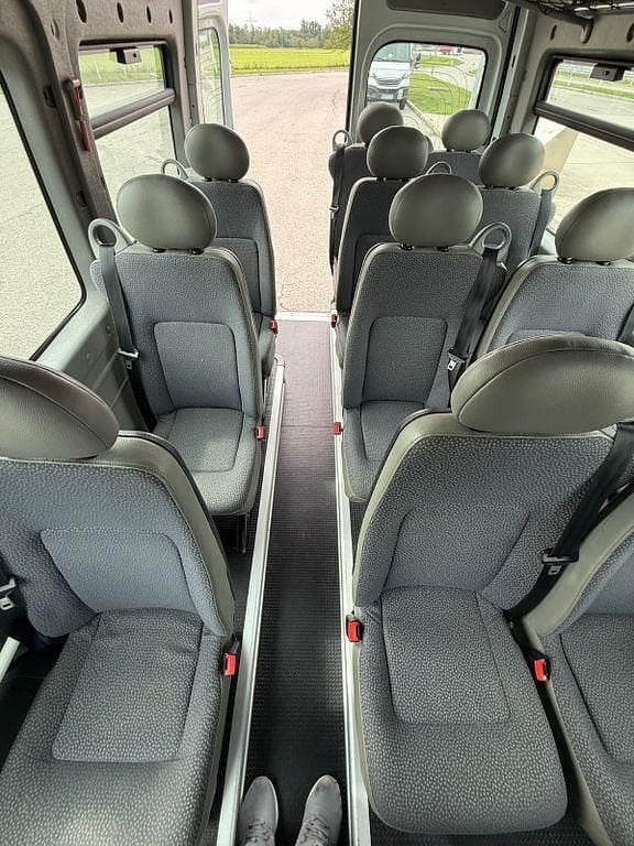 Grau Gebraucht 2007 Opel Movano Van | 19.873 € - Bild 1/4