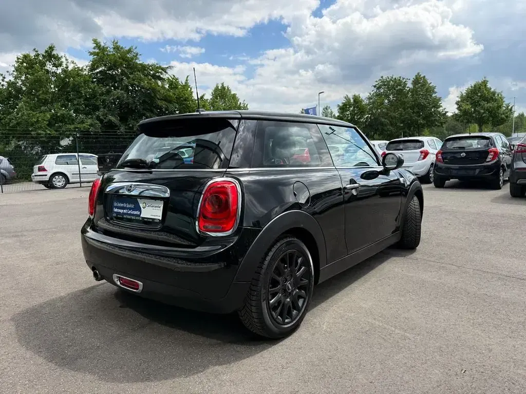 Gebraucht Mini Cooper 136 PS (100 kW) 2016 Schwarz Kleinwagen