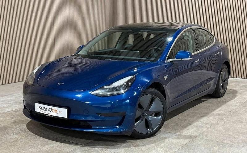 Gebraucht Tesla Model 3 Standard Range 225 kW (306 PS) 2019 Blau Limousine