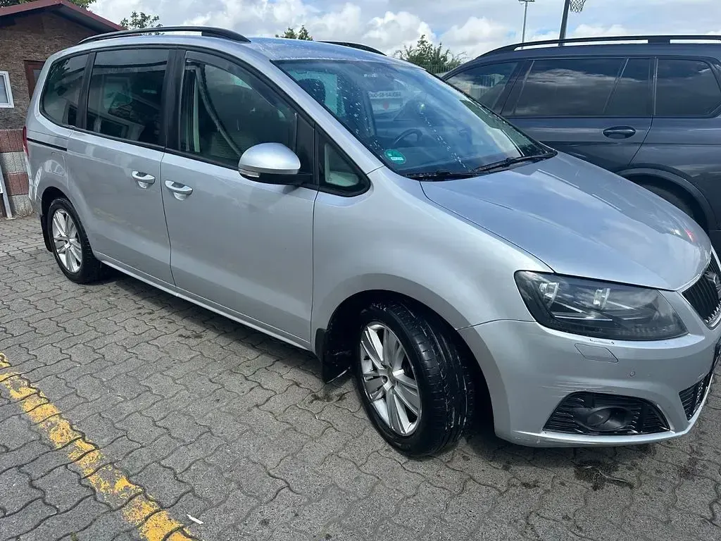 Gebraucht Seat Alhambra 4You 140 PS (102 kW) 2014 Silber Van / Kleinbus