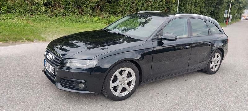 Second-hand Audi A4 Ambiente 143 CP (105 kW) 2012 Negru Break
