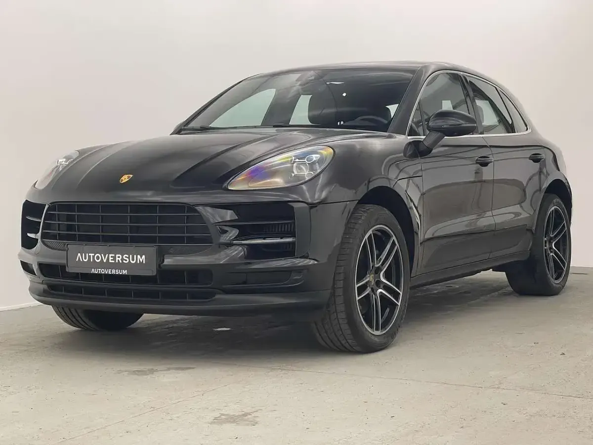 Gebraucht Porsche Macan S 354 PS (260 kW) 2021 Tiefschwarzmetallic SUV